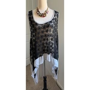 Monroe & Main Tunic Black Gray Floral Lace High-Low Racerback Coverup 3X‎